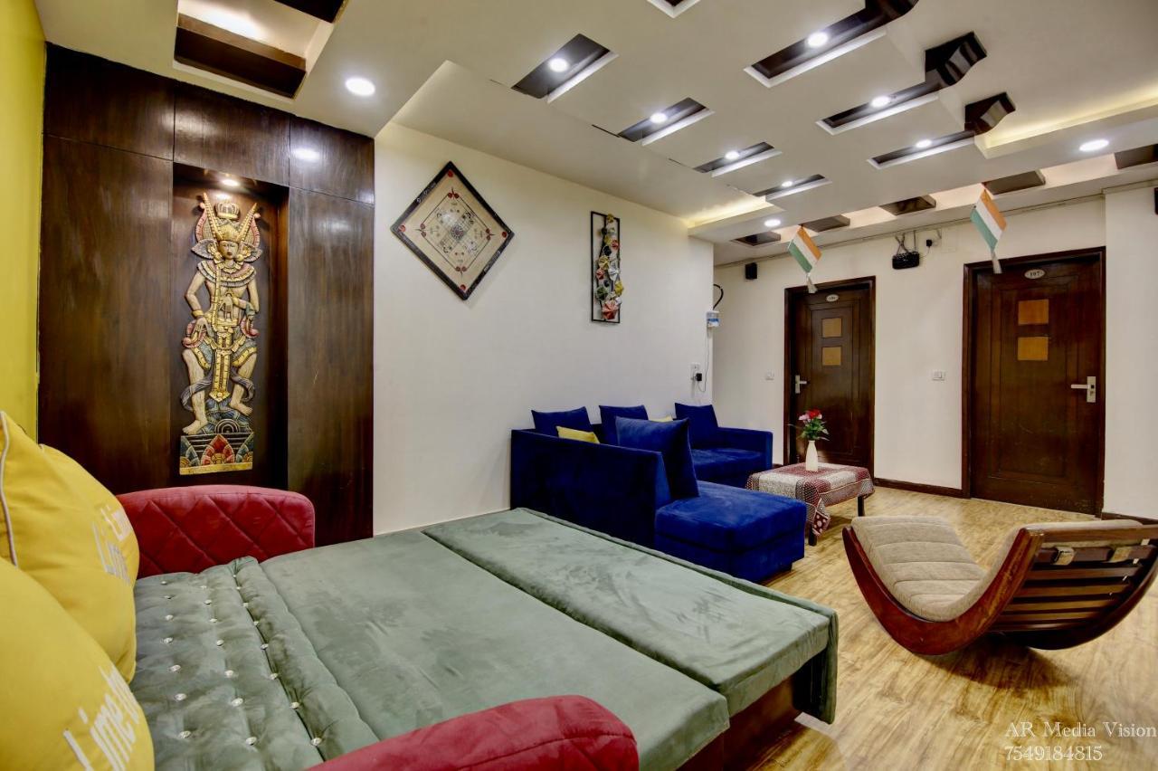 Lime Stays B&B Gk-2 At Greater Kailash Metro South Delhi Nearby Saket Select City 뉴델리 외부 사진