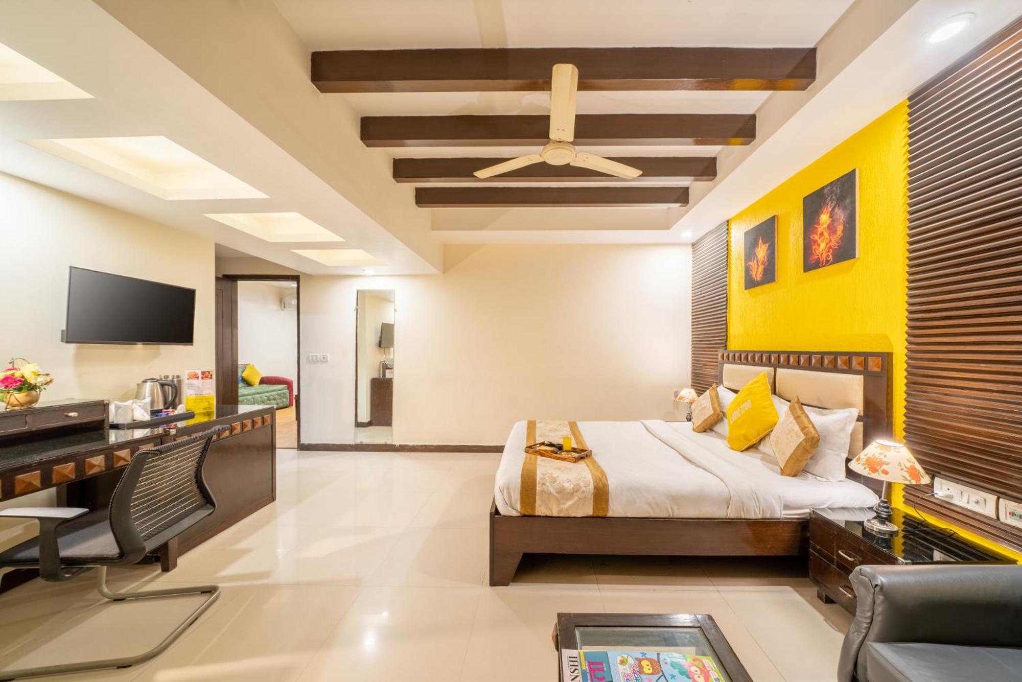 Lime Stays B&B Gk-2 At Greater Kailash Metro South Delhi Nearby Saket Select City 뉴델리 외부 사진